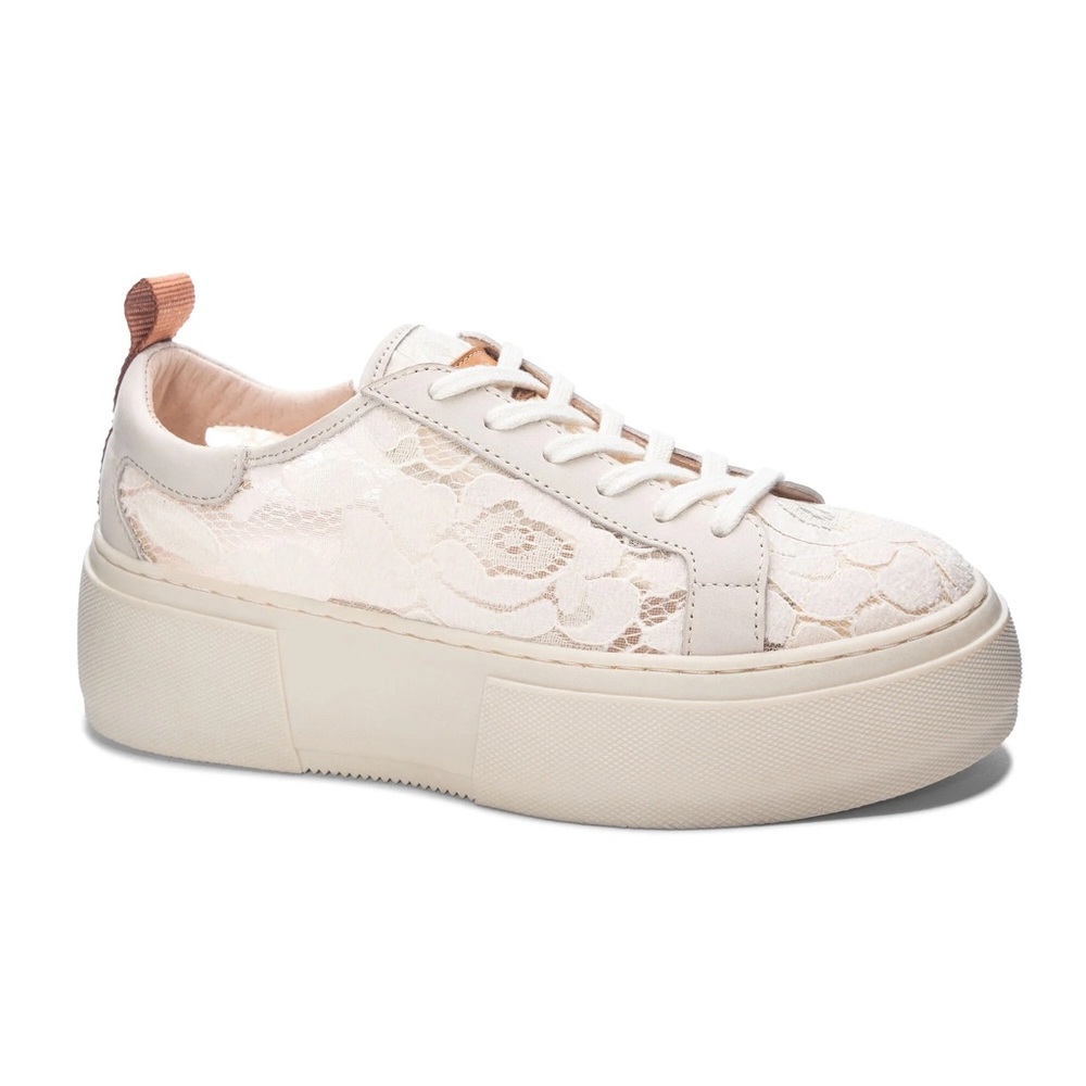 42 Gold Glee Lace Platform Sneakers